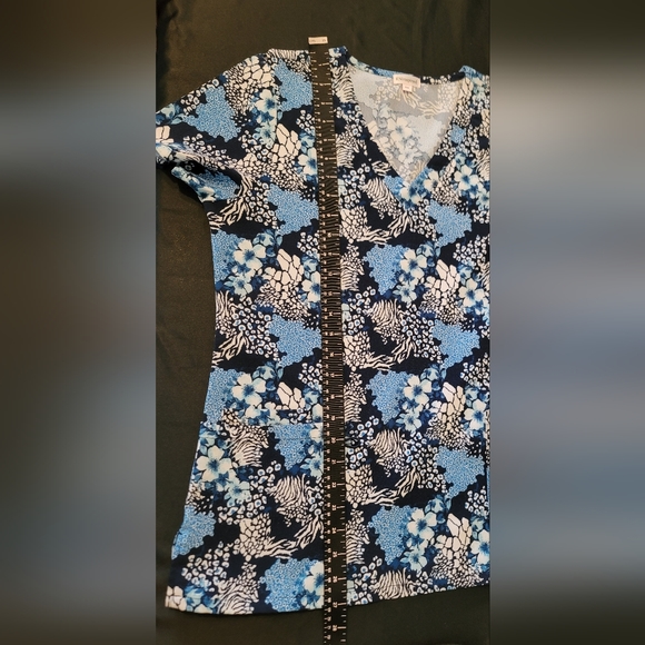 Uniforms - Scrubs - Picture 15 of 16